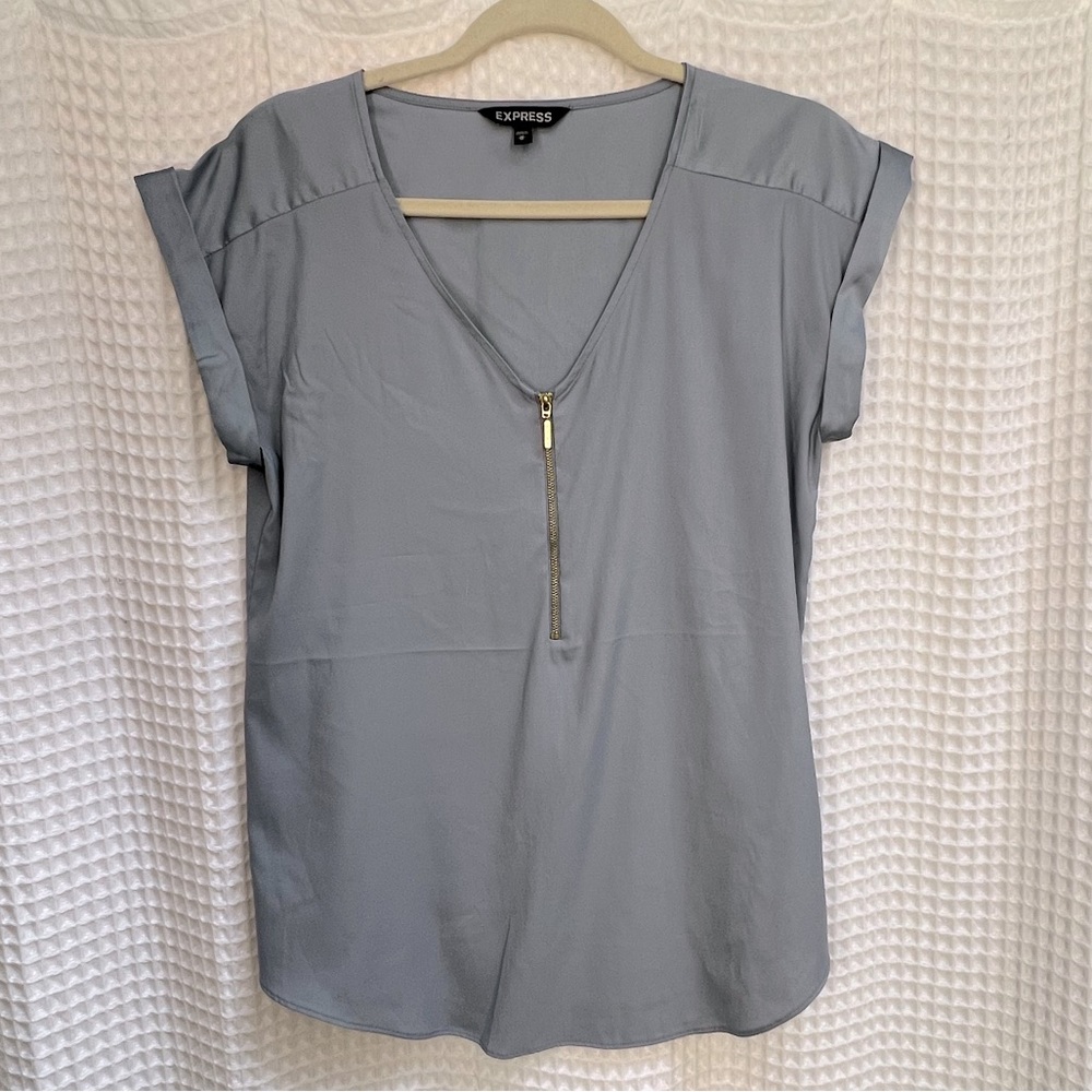 Express gray top